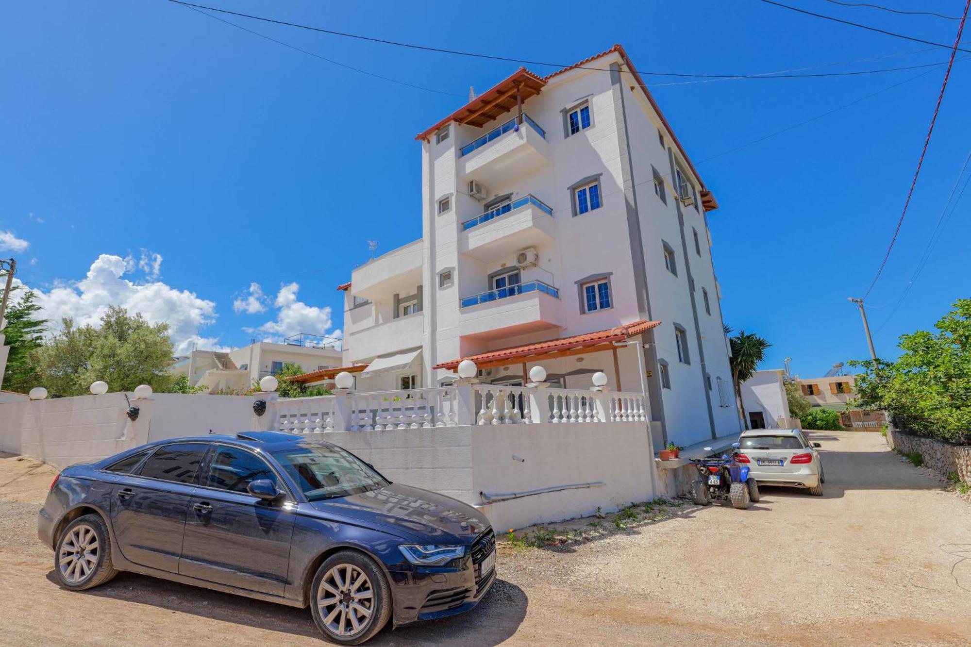 Hotel Deja Vu Ksamil Exterior photo