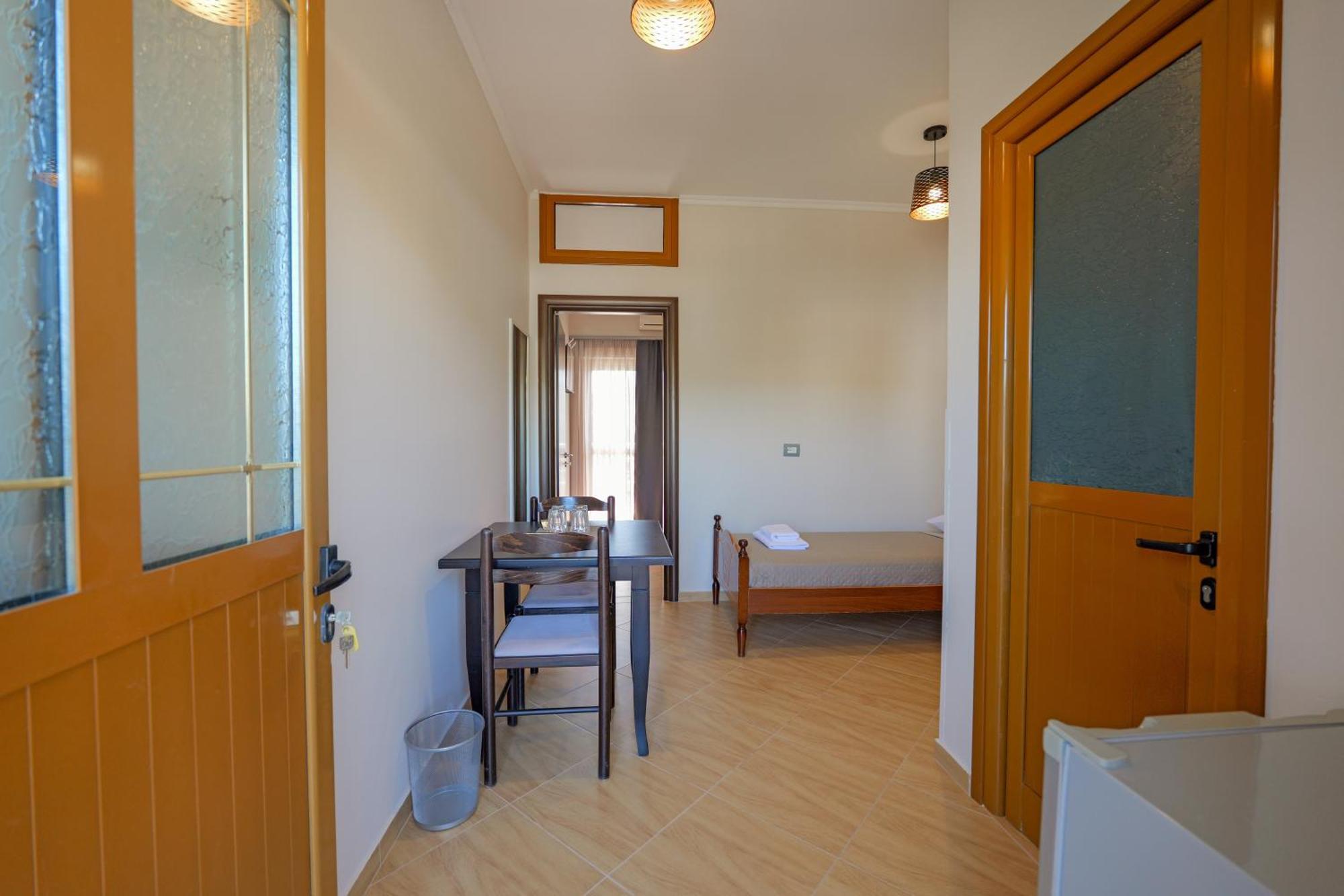 Hotel Deja Vu Ksamil Room photo